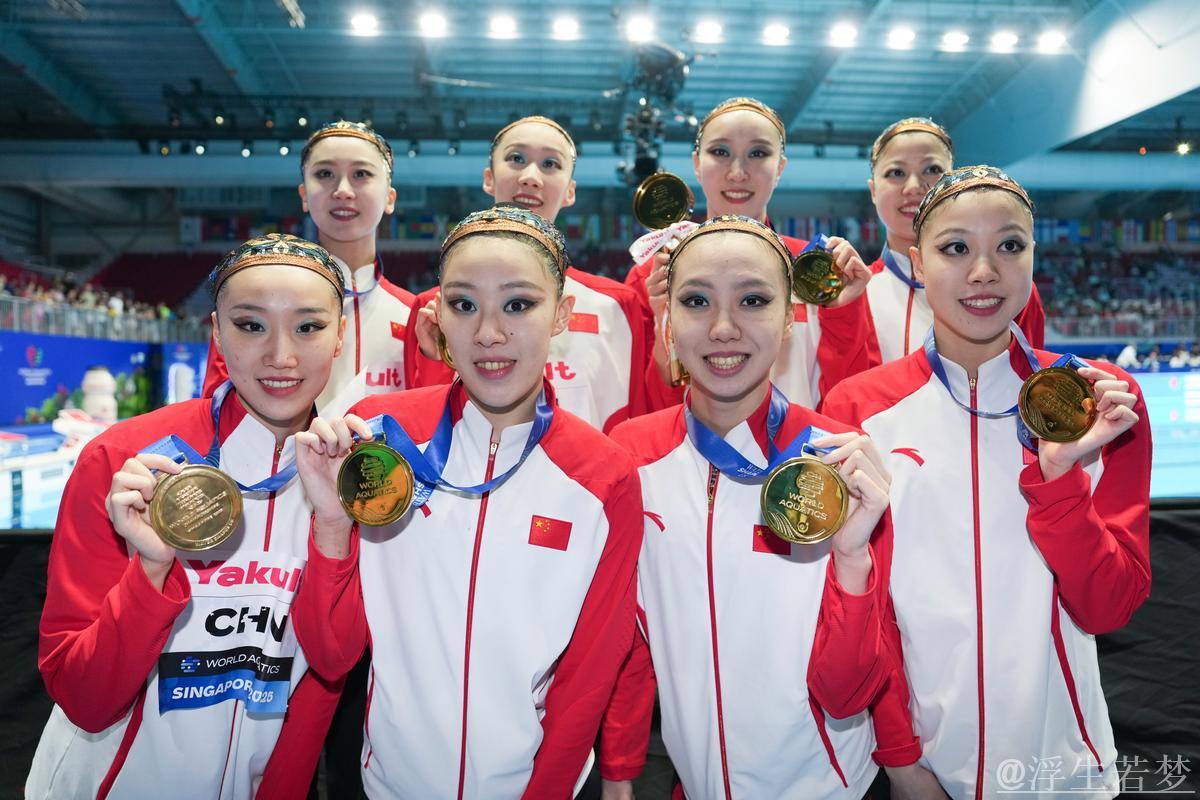 集体技巧自选项目中国队摘得桂冠 集体技巧自选项目中国队摘得桂冠